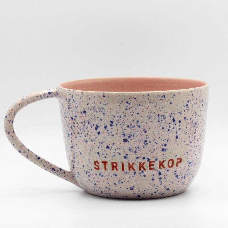 Pink strikkekop